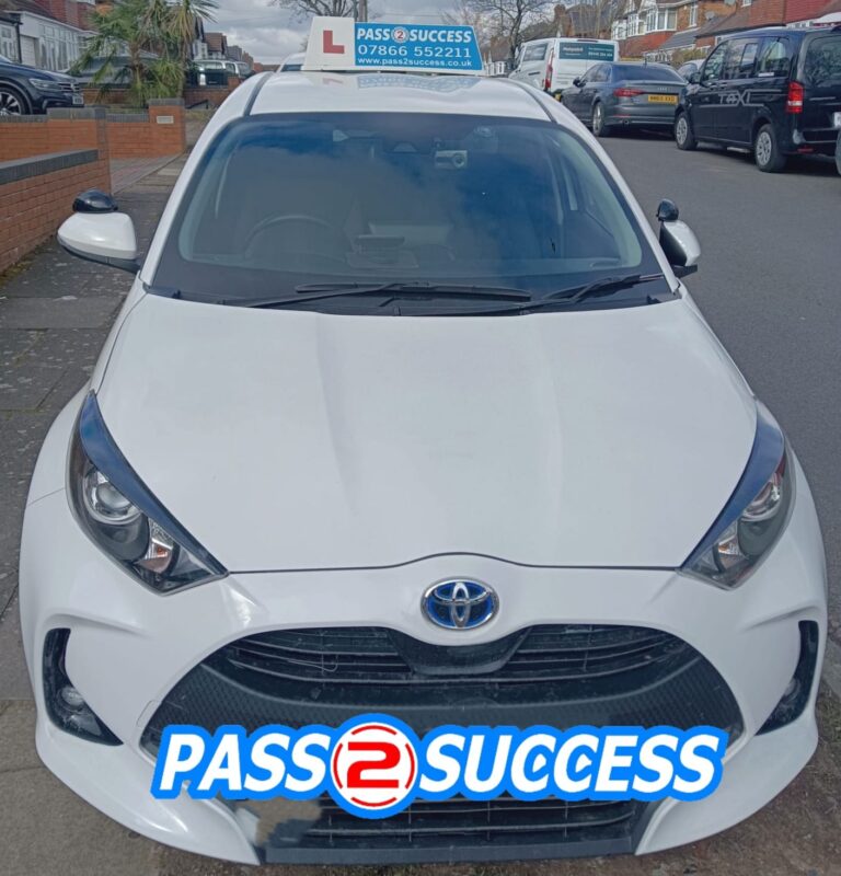 Drive Easy with a Male Automatic Instructor in Hodge Hill